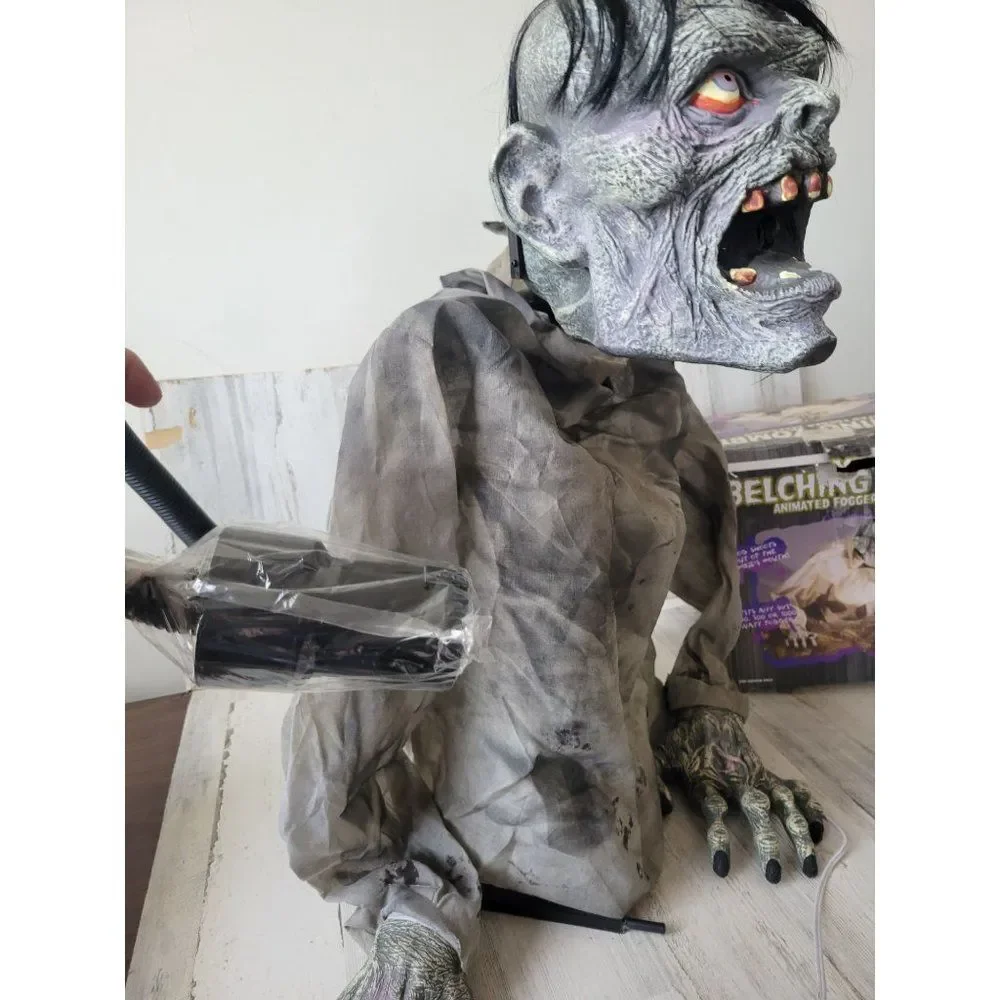 Seasonal belching zombie fogger animated Halloween prop‎ groundbreaker decor
